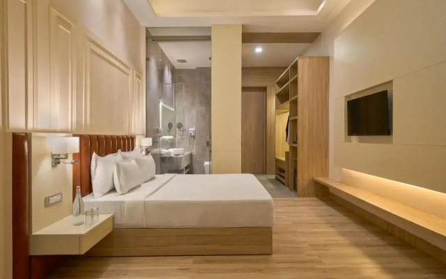 Clarks Inn Etawah