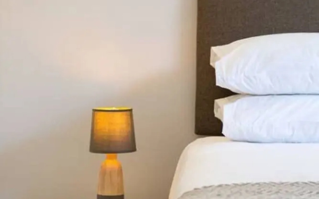 Spacious De Waterkant Retreat 2 Ensuite Bedrooms