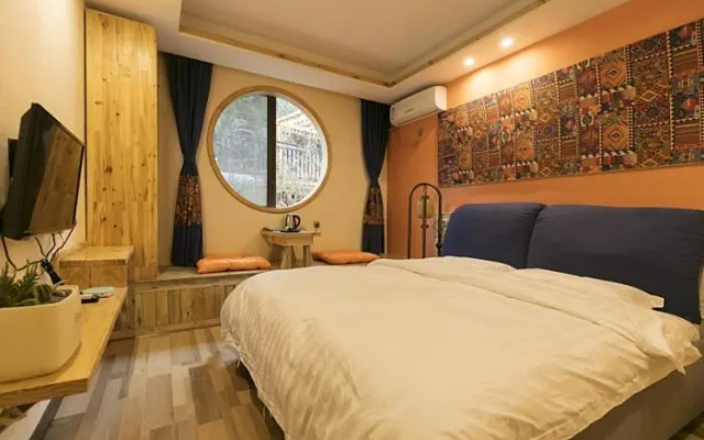 Bishan Courtyard Guesthouse