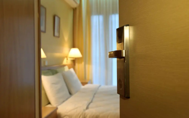 Anesis Hotel