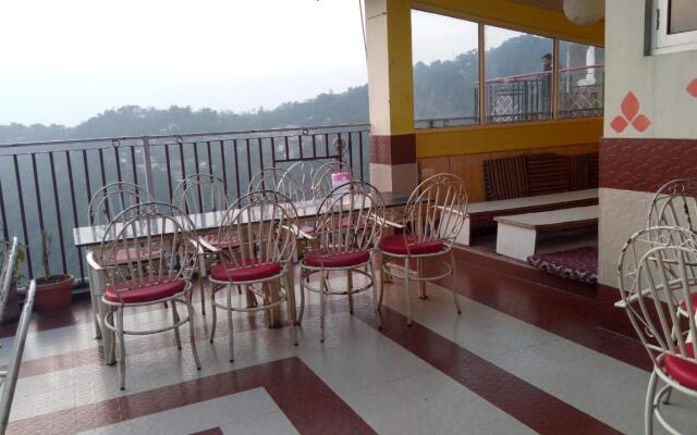 Hotel Grand Hills