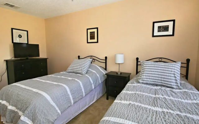 4770 Vero Beach Place,