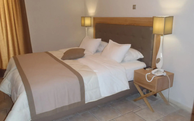 Chios Xenia Studio & Apartments