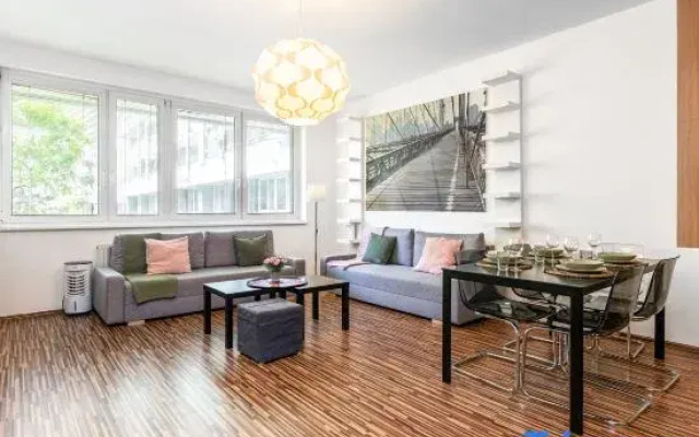 Urban Escape, Top Location & Private Parking