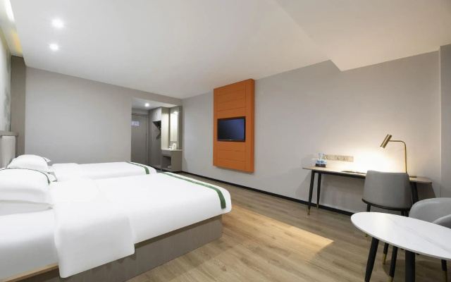 GreenTree Inn Nantong Rugao Zhongjiaomeilu City Express Hotel