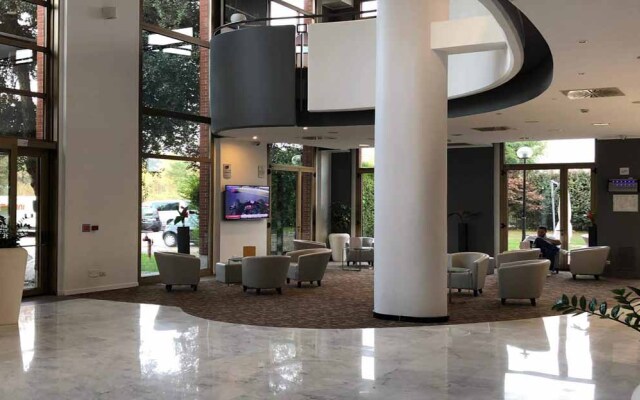 Отель Novotel Torino Corso Giulio Cesare