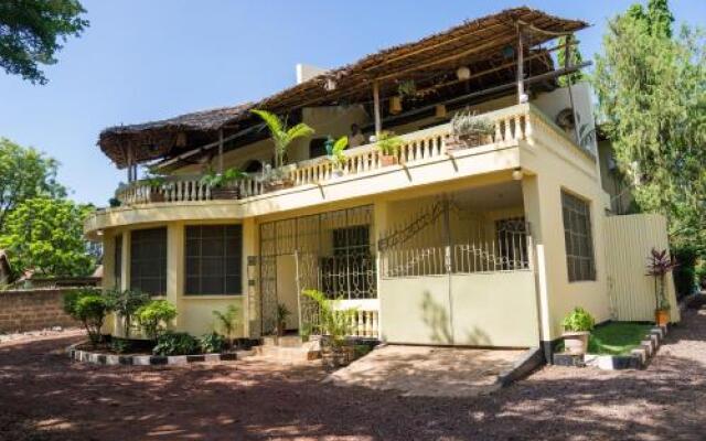 The Secret Garden Hotel Moshi in Moshi, Tanzania from 34$, photos, reviews - zenhotels.com hotel front