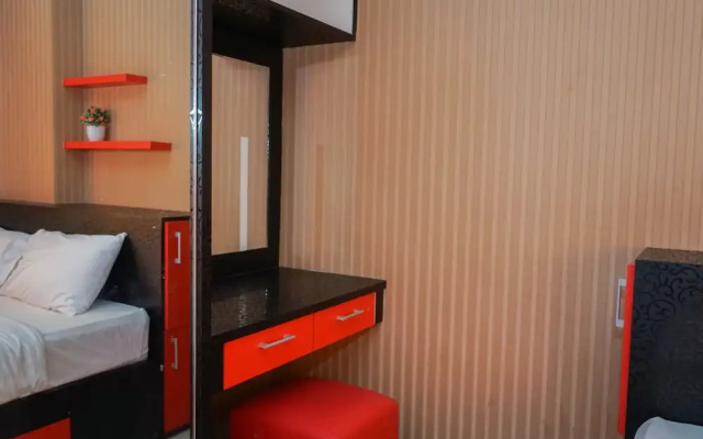 Comfy and Clean 2BR Green Pramuka Apartment