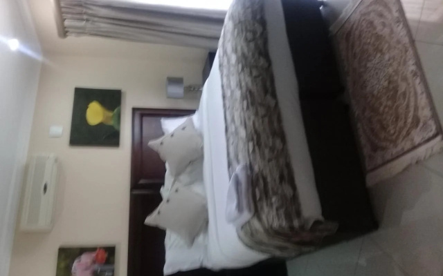 Ametis Guest House
