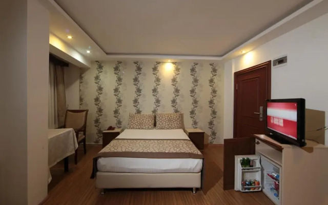 Grand Harsena Hotel