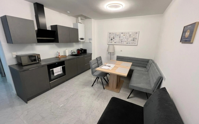 Apartment NUMBER 17
