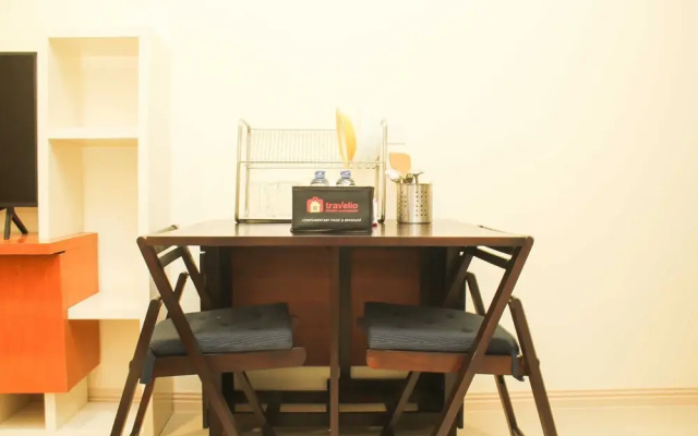 Minimalist and Homey 2BR ar Meikarta Apartment