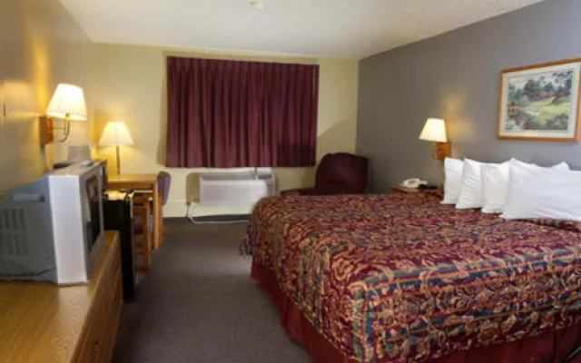 Super 8 Motel - Cherokee