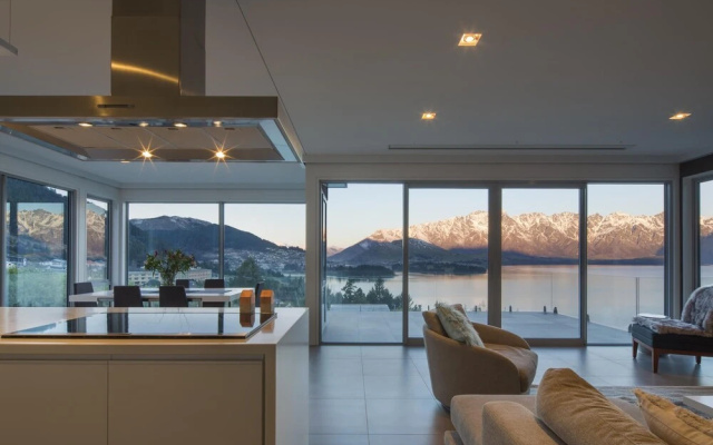 The Views and Spa by Staysouth