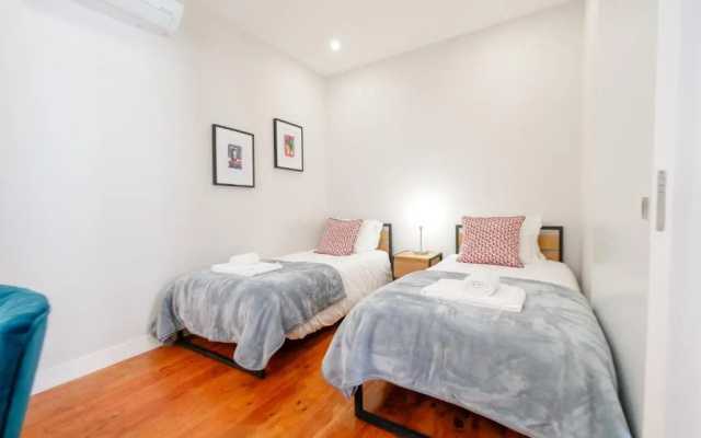 Fanqueiros 196 - Center City Apt