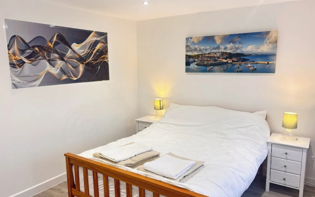 Bright Cozy 2 Bedroom Apartment in Oxford