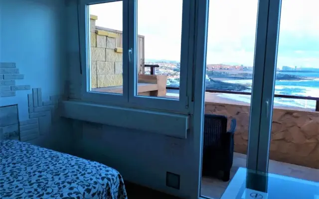 One room flat at the beach near house "Sanmao"