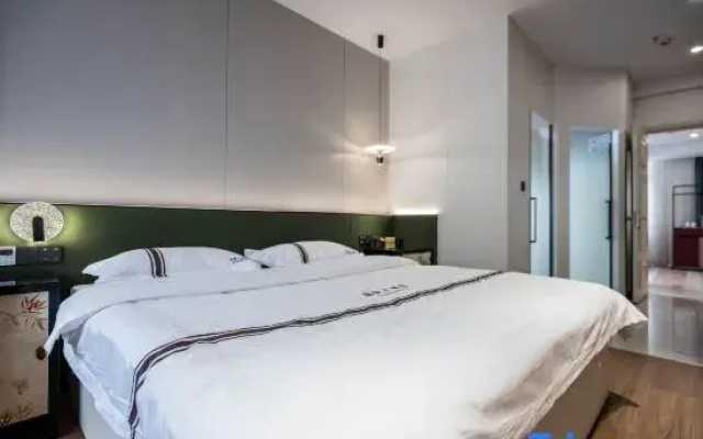 Wuhan Guohao Holiday Hotel (Xinzhou)