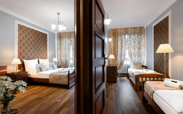 Hotel Baron
