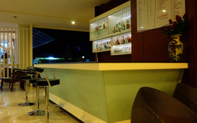 Sunday JA Plus Hotel