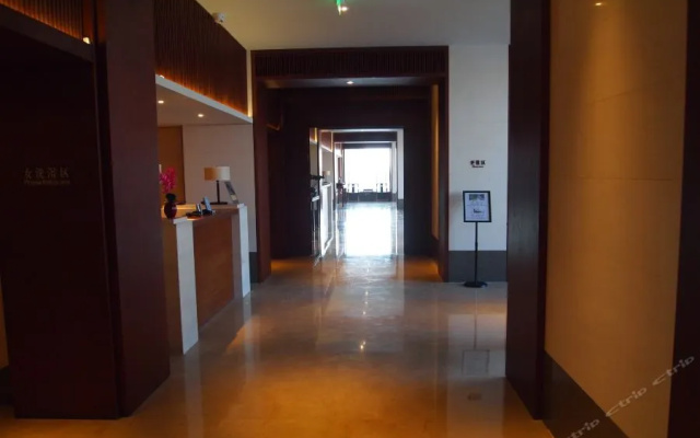 Ruili Hotel
