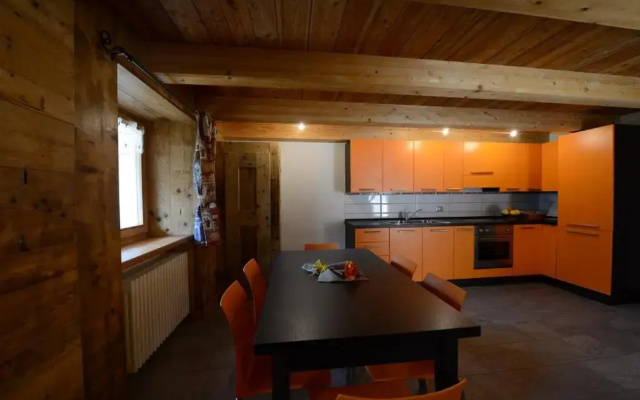 Vieilles Maisons D'Introd