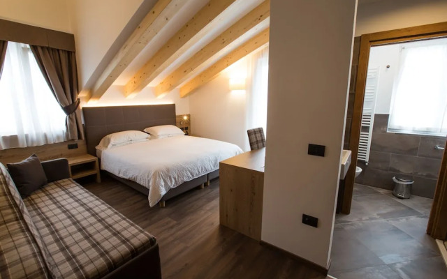 Sassdei My Active Suite Hotel