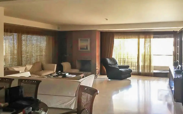Luxury Apartment in Voula with Pool