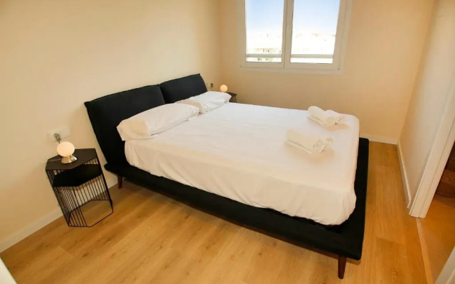 Lovely apartment with pool, AC and a great terrace