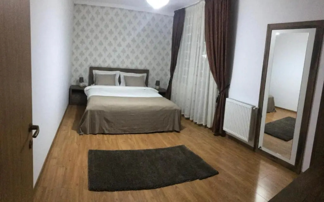 Apartament Toamnei