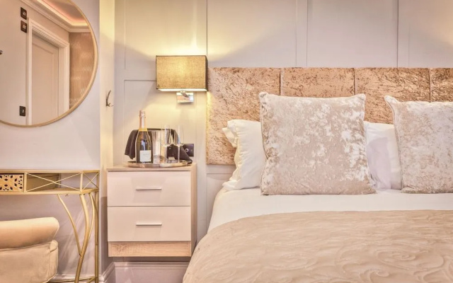 The Mews Boutique Apartments