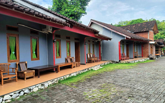 Jogo Segoro Homestay RedPartner near Pantai Sundak Gunungkidul