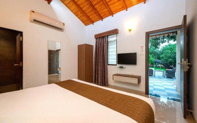 Freesia Resort by Express Inn
