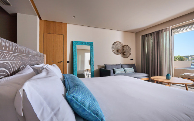 Castello Infinity Suites - Adults Only