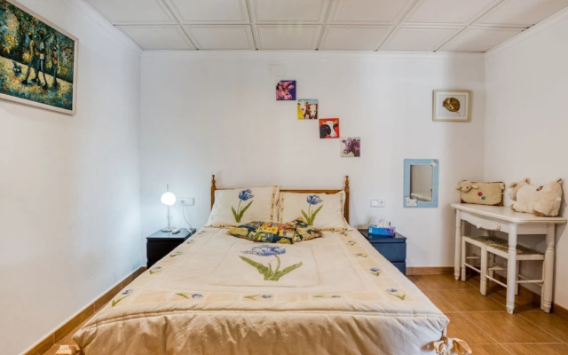 Deluxe Apartment in Albir With Pool & Garden