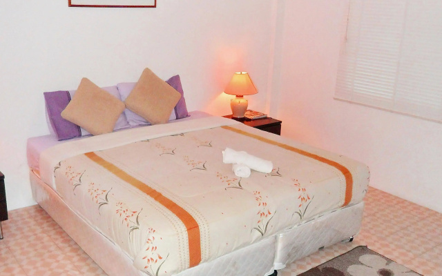 Corner Cafe Bed & Breakfast