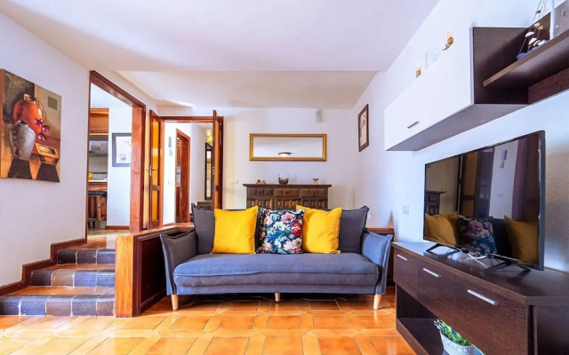 Belvilla by OYO Holiday Home in Arico El Nuevo