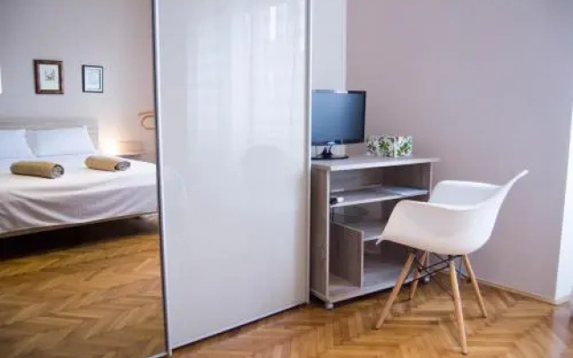 Celtis Apartment