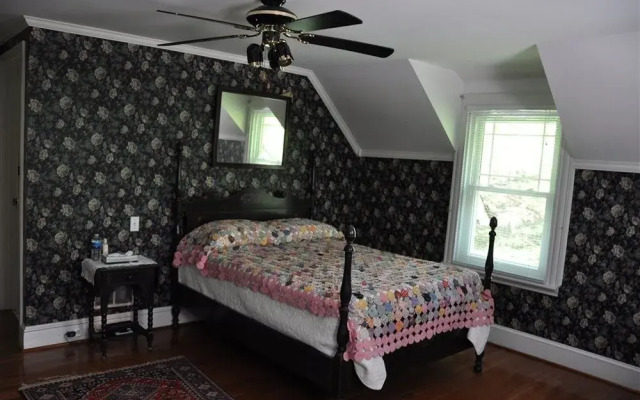 Wayne Bed & Breakfast Inn