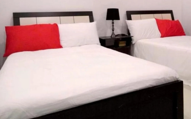 Nice & Spacious Inn at Megatower II