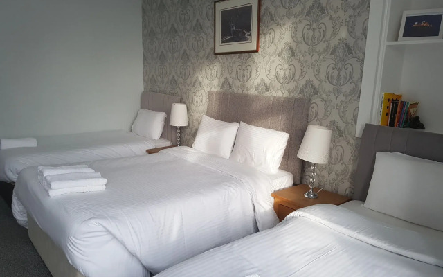 McInnes House rooms with breakfast