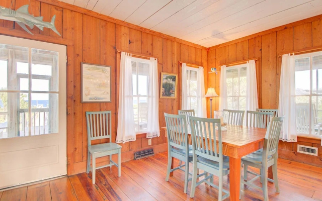 Kitchens Beach House by Peace Vacations