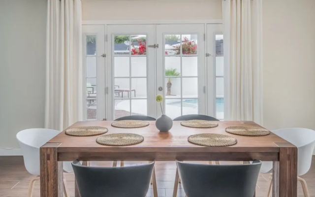 4BR Home in Scottsdale by WanderJaunt