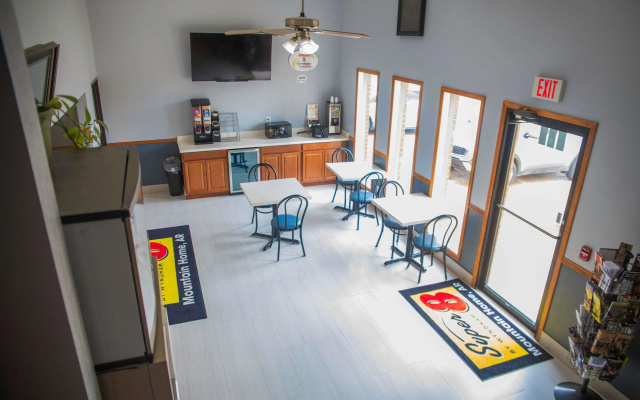 Super 8 by Wyndham Mountain Home