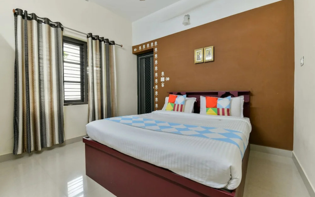 Clements Holiday Home By OYO Rooms