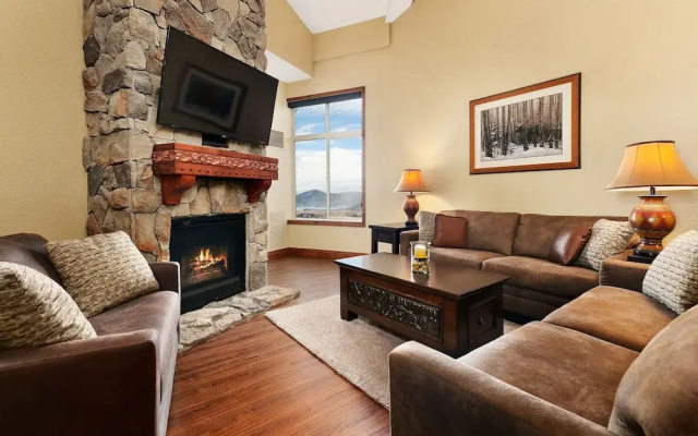 White Pines 1-BD Penthouse at Westgate - Tycoon