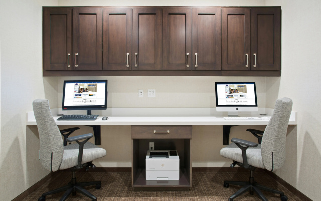 Hampton Inn & Suites-Seattle Woodinville WA