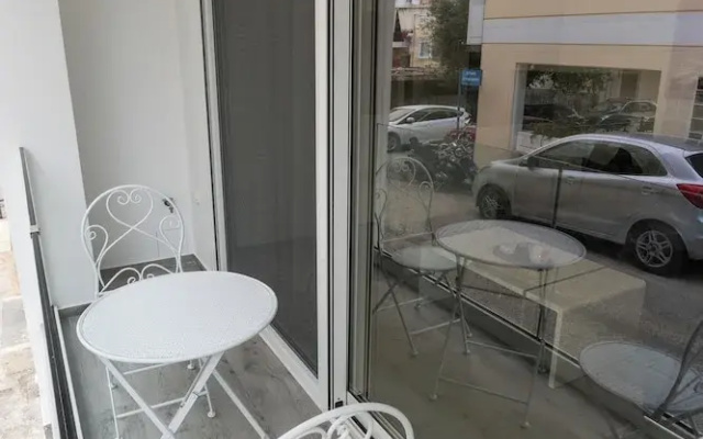 Charming 2 Bedroom House in Iraklio, Greece