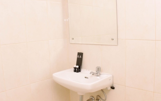Cozy And Modern Studio At Springlake Summarecon Bekasi Apartment