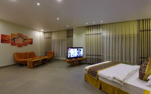 Hotel H